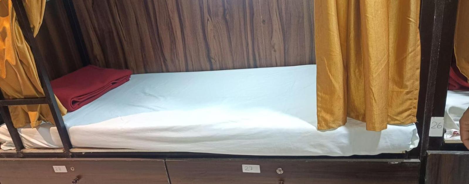 فندق Golden View Dormitory مومباي المظهر الخارجي الصورة